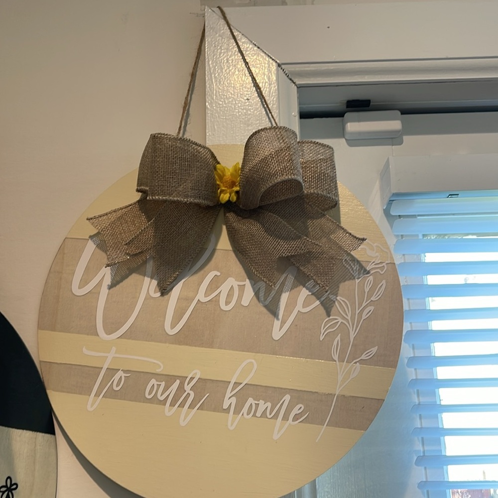 Rustic Welcome Sign with Bow - Picture 2 of 2